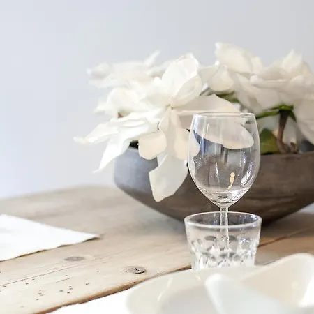 Apartament Vondel 1 *