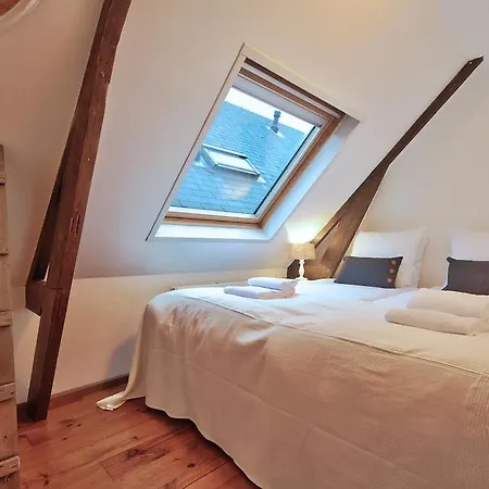 Vondel 1 Amsterdam