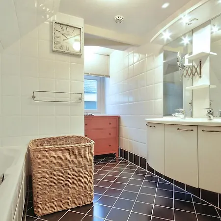 Appartement Vondel 1 *